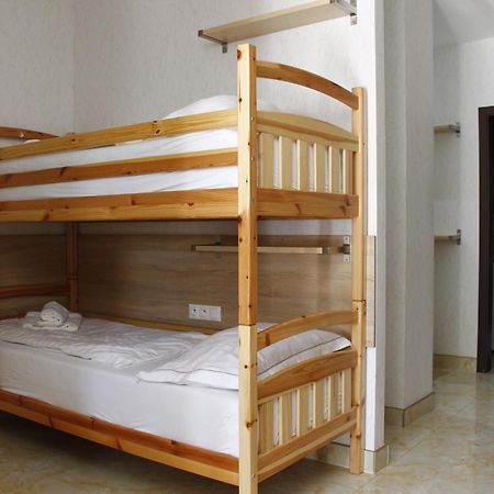 Apartmanovy Wellness Garni Hotel Relax Senec Room photo